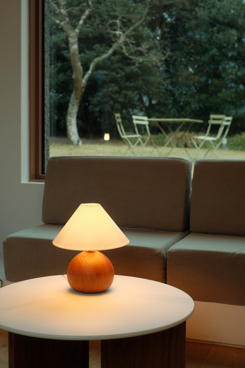 Chestnut Lamp in Cherry (Classic White)