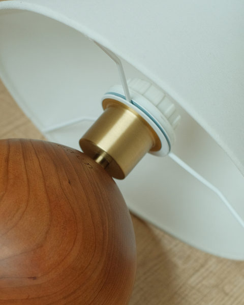 Chestnut Lamp in Cherry (Classic White)